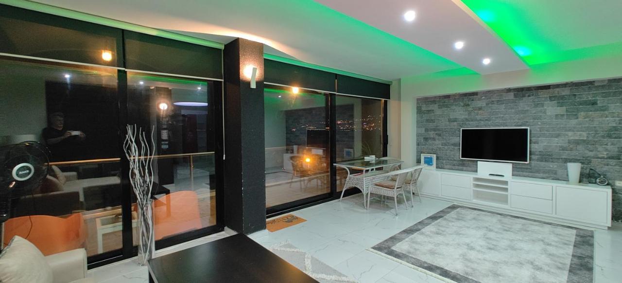Amazing Seaview Flat Apartment Kuşadası Ngoại thất bức ảnh